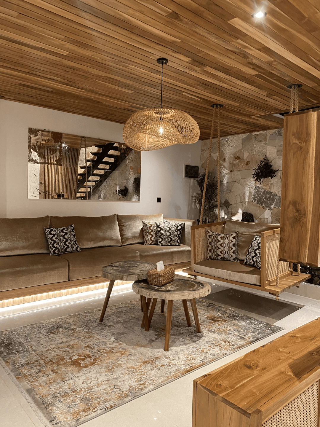 Chaterina working in Gallery